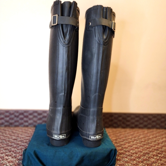 NEW WindRiver Insulated black rain boots with adjustable calf strap - Picture 2 of 8